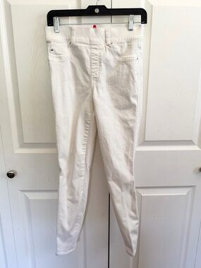 5 for $25! SPANX White Women’s Jeggings